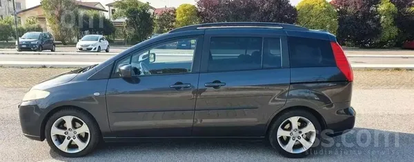 Mazda Mazda 5 .