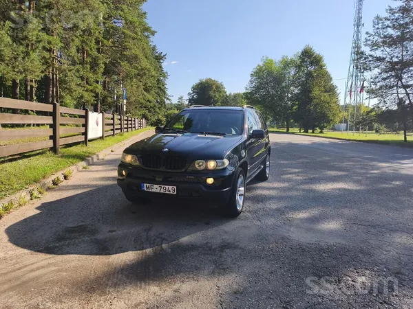 BMW Продается BMW X5 E53 В хорошем состоянии овтаномка