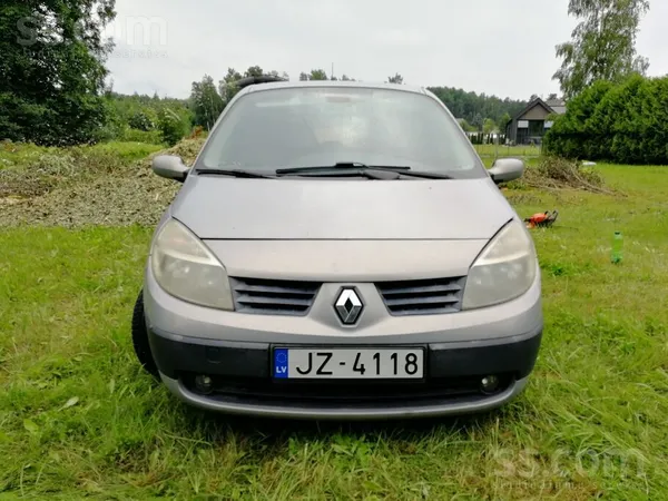 Renault Продаю Renault Scenic, дизель. Больничный лист, ну