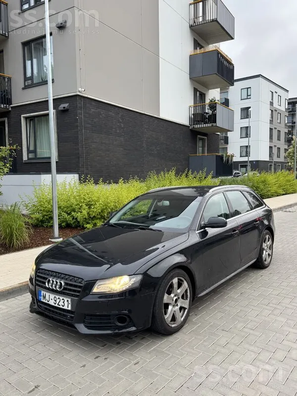 Audi Pārdodu Audi A4 B8 ar tikko izietu tehnisko apskat