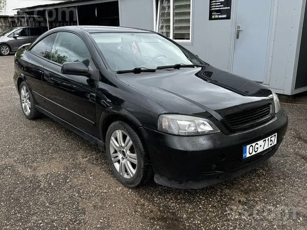 Opel Opel Astra Bertone 2.2 Cdti 92 kW. Тех. осмотр до