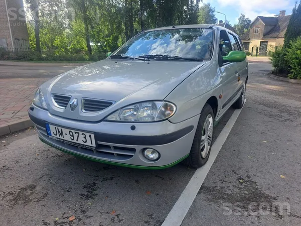 Steidzami, reāli labā stāvoklī Renault Megane 1.6 benzīns, universālis. 
Vi