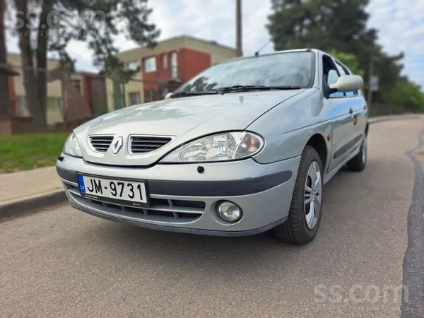 Renault Pārdodu ļoti labā stāvoklī Renault Megane 1.6 benz