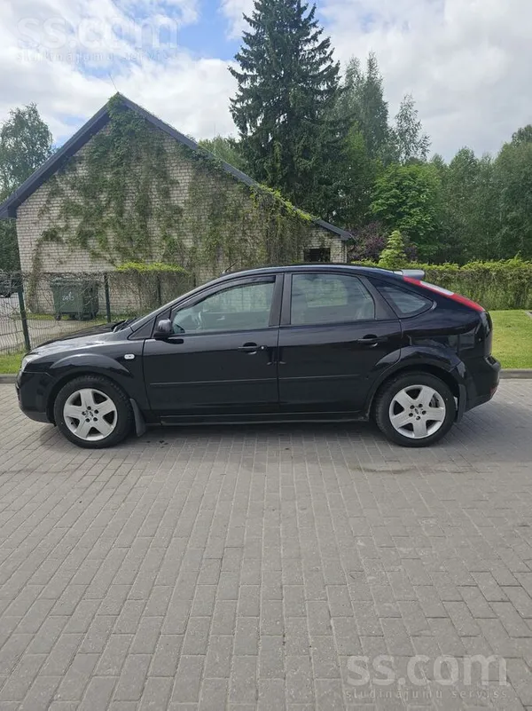 Ford Pārdod īpašnieks, auto ar mazu parbaudāmu nobrauku