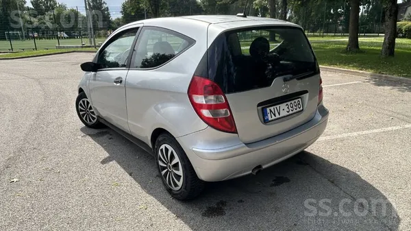 Mercedes Ja meklē vienkāršu pārvietošanas līdzekli, tad šis
