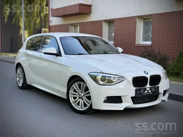 BMW Series 1 M-Sportpaket. 

2.0d 105kw. 

Auto tikko ievests un Latvijā