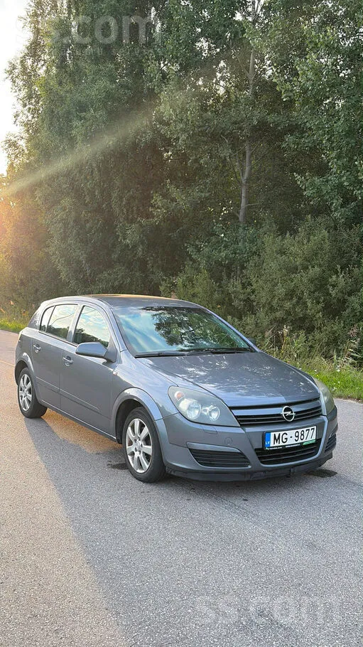 Opel Pārdodās auto jo pēc 1 septembra nebūs nepieciešam