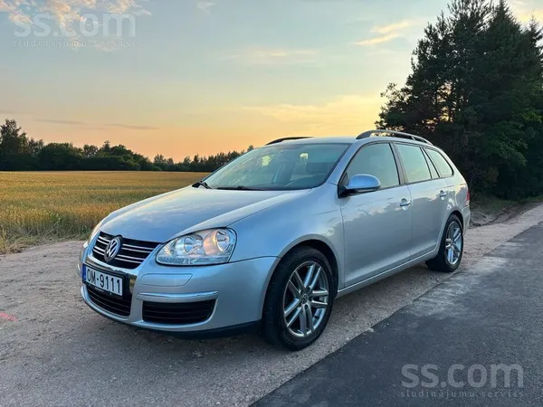 Volkswagen Tiek pārdots labi uzturēts Golf ar jaunu tehnisko