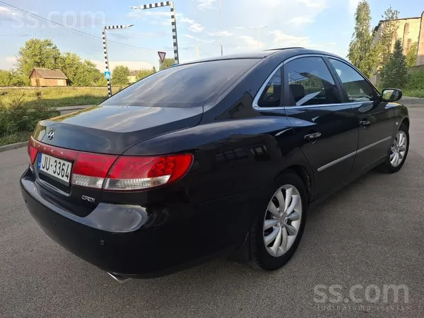 Hyundai Hyundai Azera Grandeur представительский седан биз