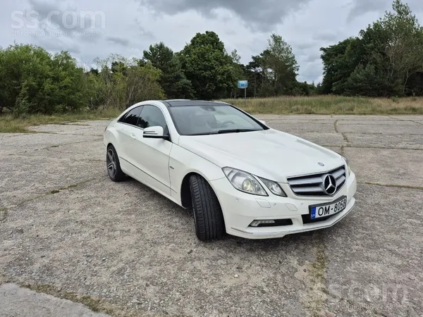 Mercedes Mercedes E250 Coupe, 2.2d 150kw(204zs). Jauna TA.