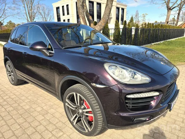 Porsche Porsche Cayenne Turbo 500 z. s. 