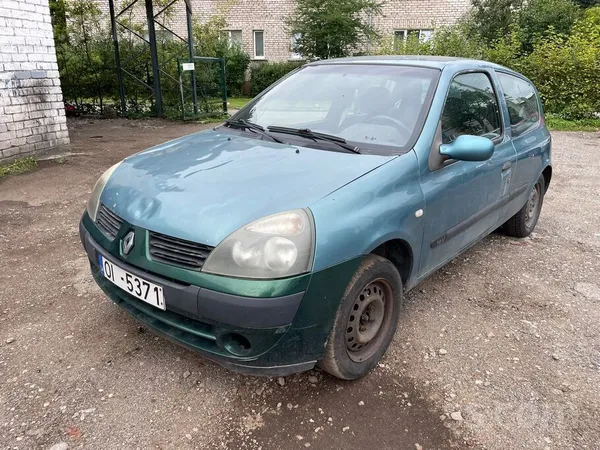 Renault Pārdodās renault clio ar skati. ...