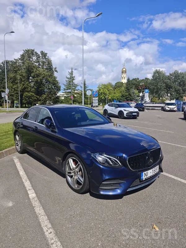 Mercedes Pārdodu Mercedes-Benz E 200 W213, 2018. gada, dīze