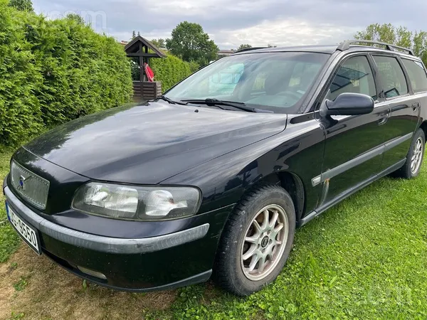 Volvo Pārdodu Volvo V70. Uz tehnisko apskati nepieciešam