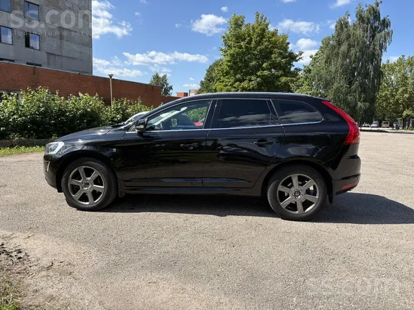 Sakarā ar darba auto iegūšanu, tiek pārdots mūsu ģimenes Volvo xc60 Ocean ra