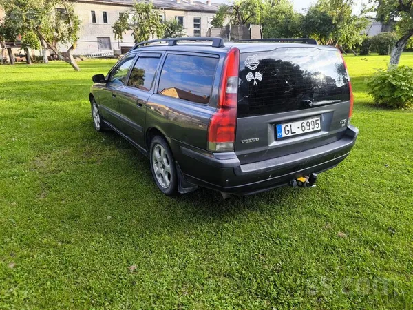 Volvo Akcijas cena, auto kas radīts ne tikai uz mežu pēc