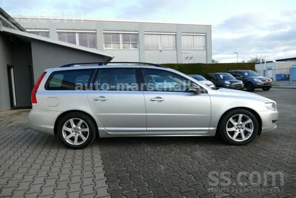Volvo Volvo V70 D4 Black Edition 2.0D 181 ZS Automāts