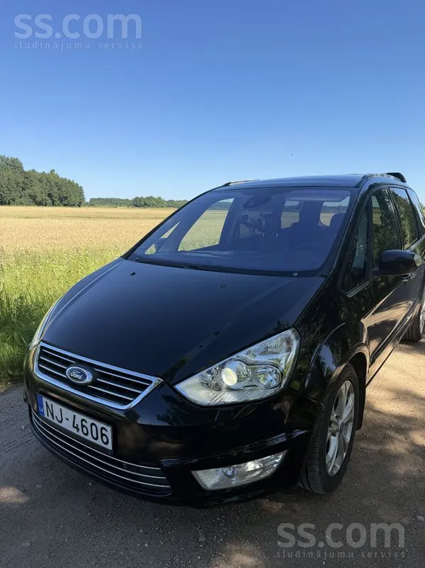 Ford Tiek pārdots kopts un ļoti labi aprīkots ģimenes a