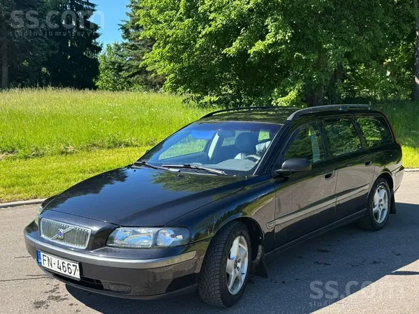 Volvo Pārdošanā Volvo V70 2004.gada