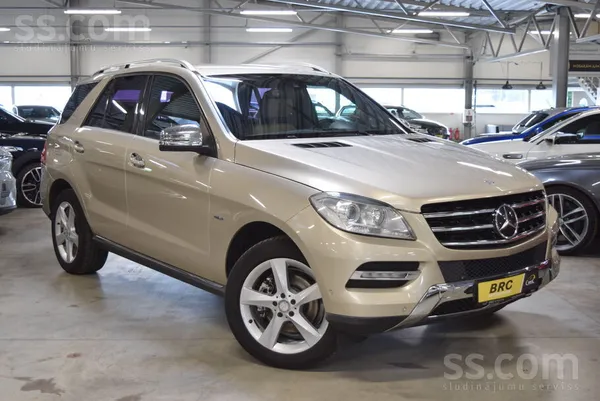 Mercedes Mercedes-Benz ML 350, 2012.gada. 3.0l dīzelis, 190