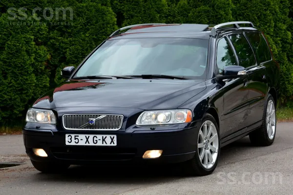 Volvo Nīderlandes auto. V 70 2.4 D5 - Exclusive Summum m