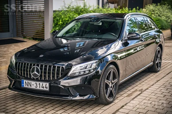 Pārdod Mercedes Benz C200 1.6 dīzelis, 118 kw, Facelift, automātiskā Ātrumkā