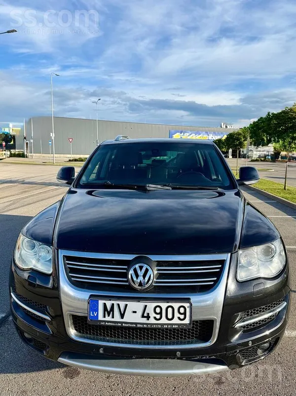 Volkswagen Nesen nomainīti jauni priekšējie lukturi, kā arī g
