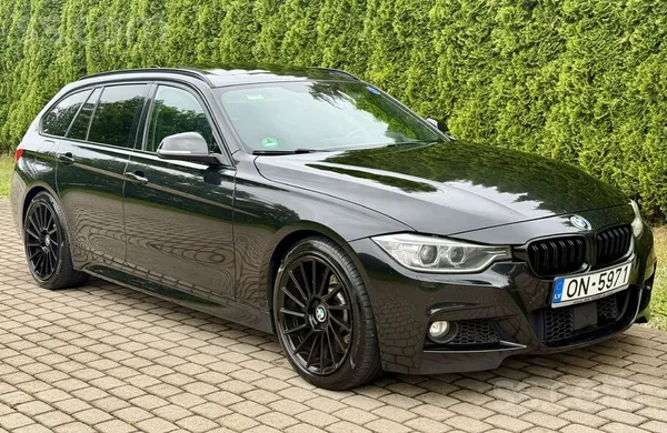 BMW BMW 330d Touring M Sport Tikko no Vācijas Reģistrē