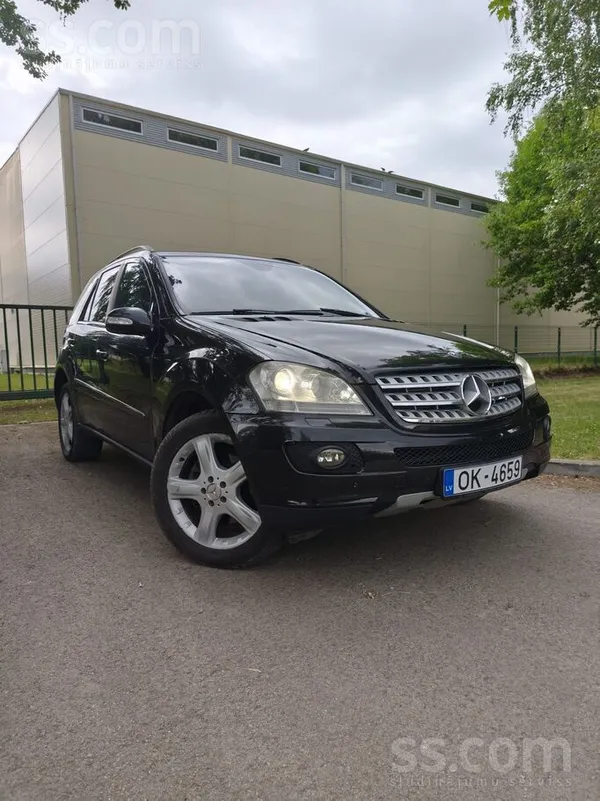 Mercedes Pārdodu labā stāvoklī esošu Mercedes-Benz ML 320 C
