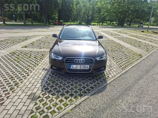 Audi A4 2.0 ar automātisko pārnesumkārbu