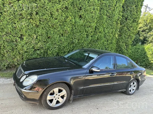 Mercedes Pārdodu uzticamu un koptu Mercedes-Benz E220 Cdi (