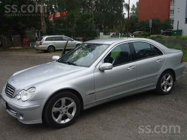 Mercedes Продам машину без тех/осмотра(были ошибки по ходов