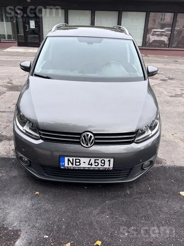 Volkswagen Pārdod VW Touran. Tikko izieta TA bez aizrādījumie