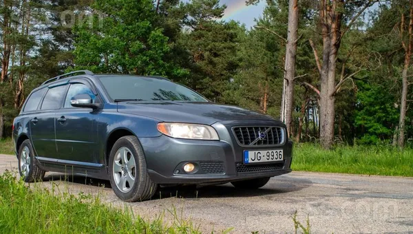Volvo Pārdodu Volvo V70 2.4D Automāts