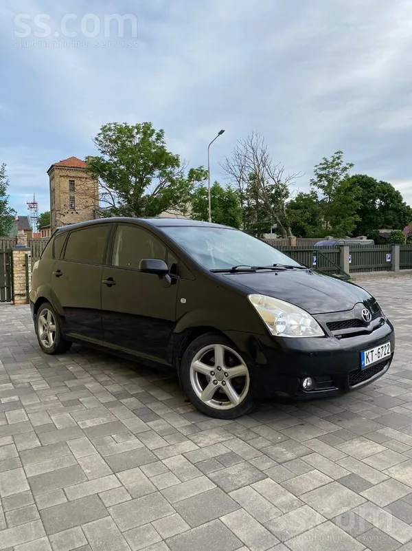 Toyota Toyota Corolla Verso 2.2 dīzelis D-4D 100kw. Manuā