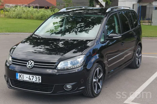 Volkswagen Надёжный семейный автомобиль в отличном состоянии.