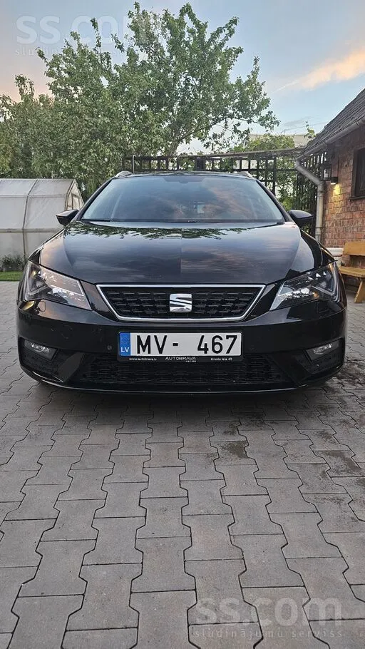 Pārdodu lielisku, dinamisku un ļoti ekonomisku auto: 2020.gada Seat Leon. Me