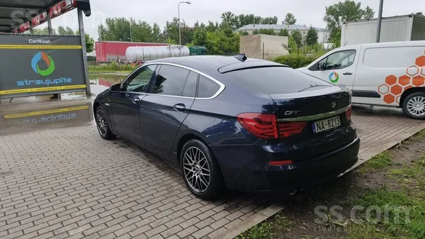 BMW BMW 530d GT 3.0D (245 Zs) – uzticams un komfortabl