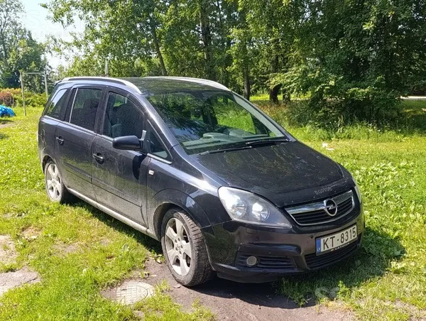 Opel Pārdodu Opel Zafira 2006 1.9 88kw automāts