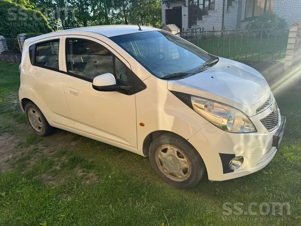 Chevrolet Auto ar ļoti mazu, patiesu un viegli pārbaudāmu no