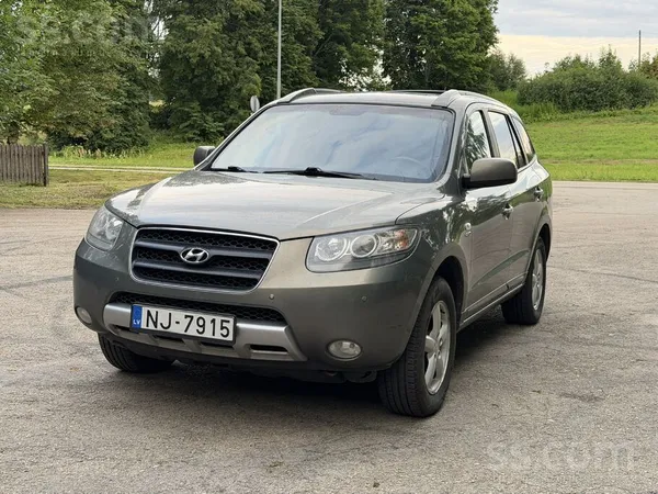 Hyundai Pārdošanā ģimenes auto. Visas apkopes veiktas laic
