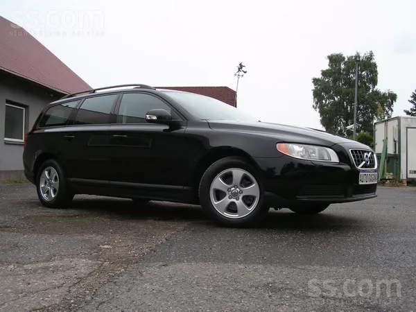 Volvo Tikko no Holandes. Volvo V70. Servisa vēsture. 