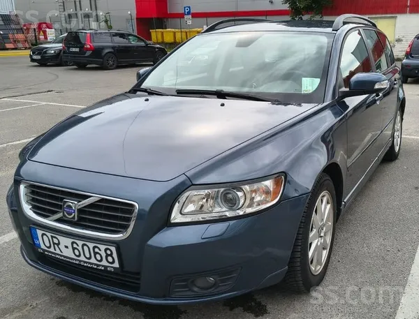 Volvo Pārdodu Volvo V50, 2008. gada. 2.4 dīzelis, Automā