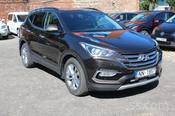 Hyundai Auto ir labā tehniskā un vizuālā stāvoklī. Rūpīgi 