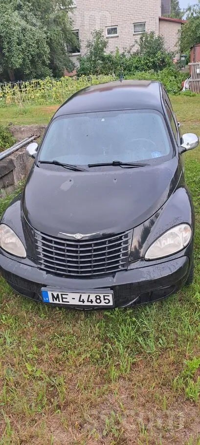 Pārdod Chrysler PT Cruiser, papildus vēl četri lietie diski ar gumijām kā pi