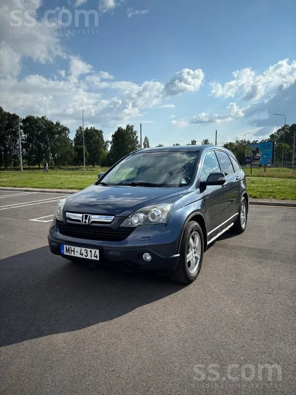 Honda Honda Cr-V 2.2 I-Ctdi надежный и практичный кроссо