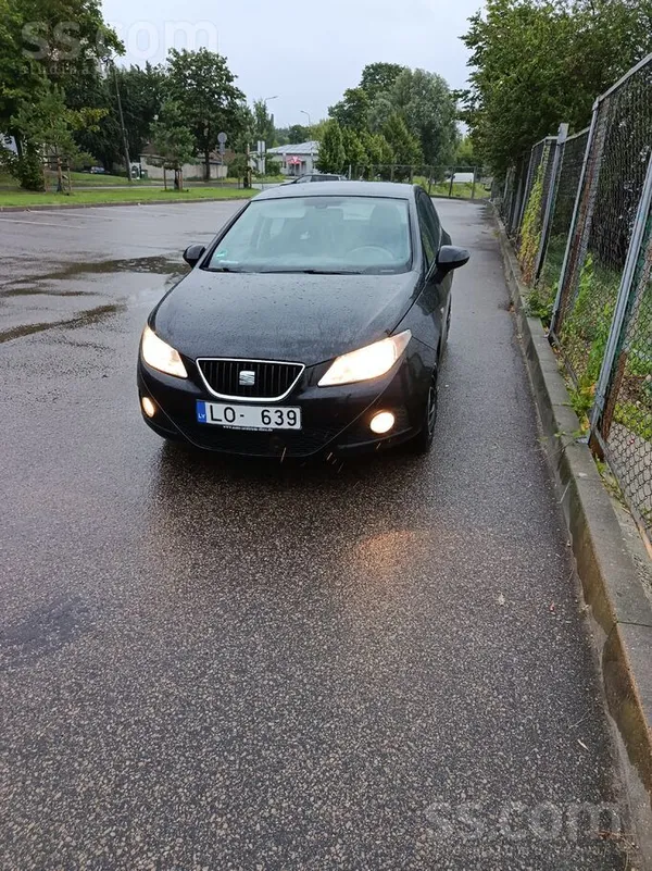 Pārdod labs auto ekonomiski brauc jaudīgs 1.9 Tdi 77kw sēdes un brauc Rīga.