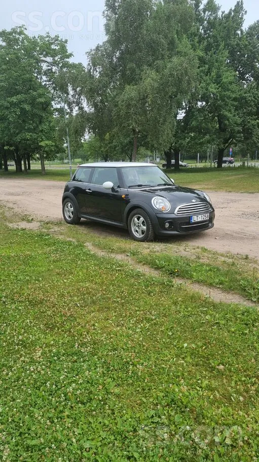Mini Продам авто в хорошем состоянии. Кузов в отличном 
