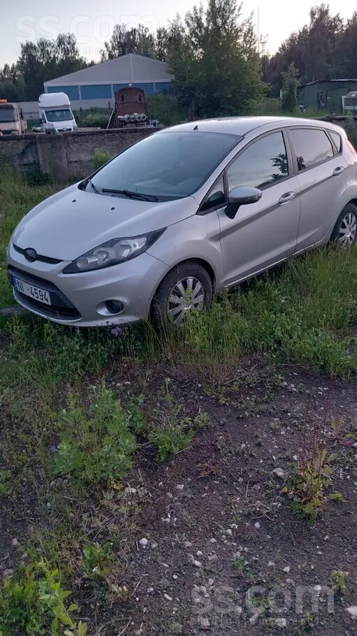 Ford Ļoti kopts auto