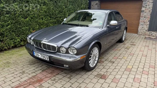 Jaguar Jaguar XJ 2.7 D V6 Classic ļoti laba stāvokli. Vai